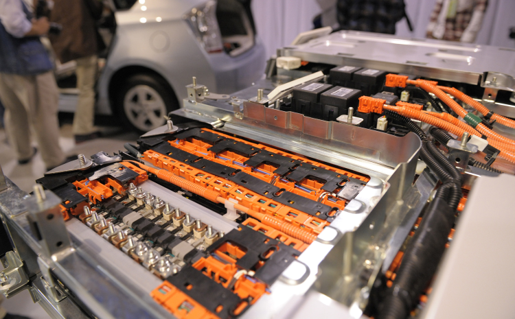  The Rise of Hybrid Cars and Their Essential Component: Batteries